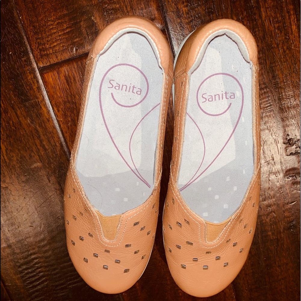 Sanity Leather Loafer